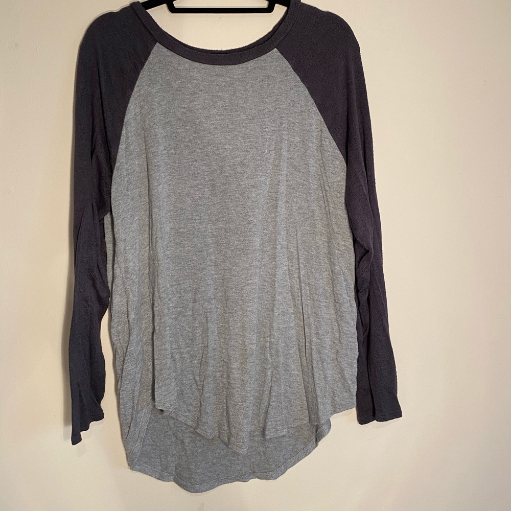 American Eagle Oversized Comfy Tee